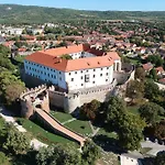 Hotel Komfort Platan