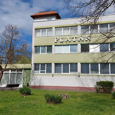 Komfort Platan Hotel