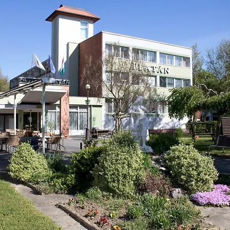 Szálloda Komfort Platan Harkány