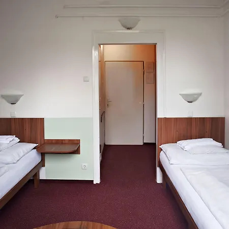 Komfort Platan Hotel