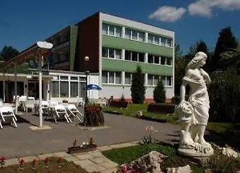 Komfort Platan Hotel 3*