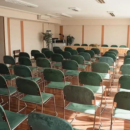Hotel Komfort Platan Harkány