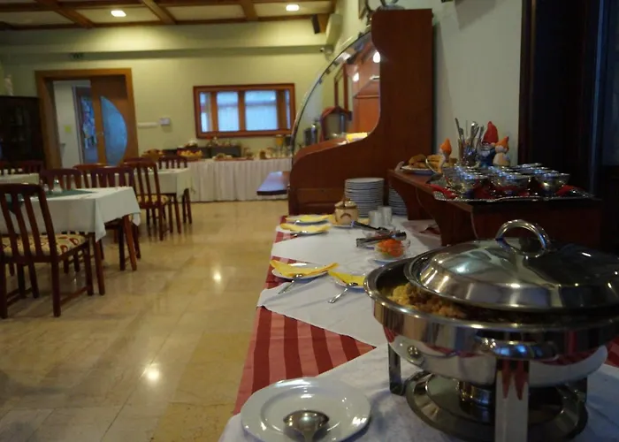 Hotel Komfort Platan Harkan