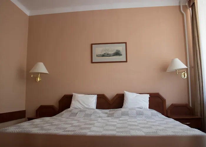 Hotel Komfort Platan 3*